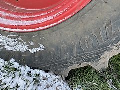 Fendt 828 Vario - opona 710/70R42 710/70/42 (Części zamienne)