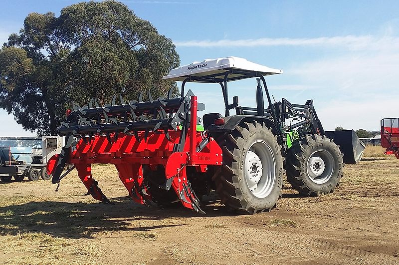 Minos Agri Untergrundlockerer mit Drehrechen GB 5
