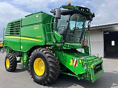 John Deere T550i HM ProDrive 30Km/h inkl. John Deere 722X