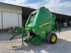 John Deere V461M