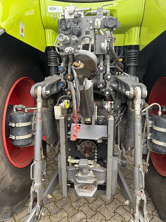 Claas Axion 830 CMATIC