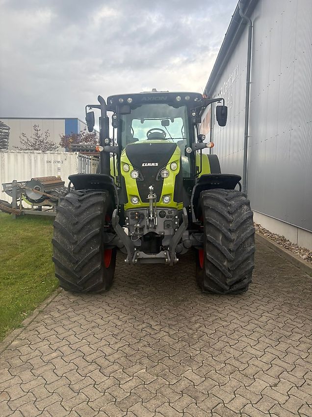 Claas Axion 830 CMATIC