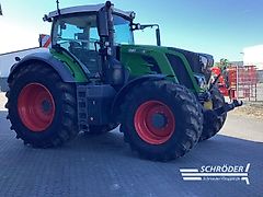 Fendt 824 VARIO S4 PROFI PLUS