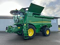 John Deere S785