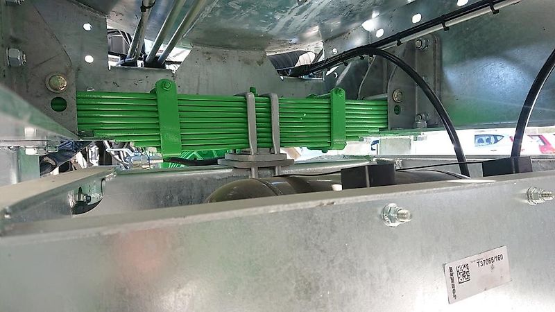 Joskin Modulo 2 18000 MEB / Bomech Speedy 15m