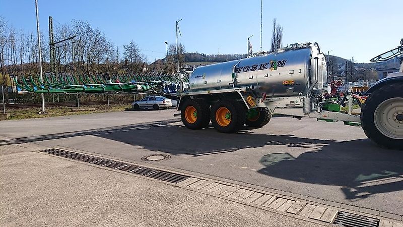 Joskin Modulo 2 18000 MEB / Bomech Speedy 15m