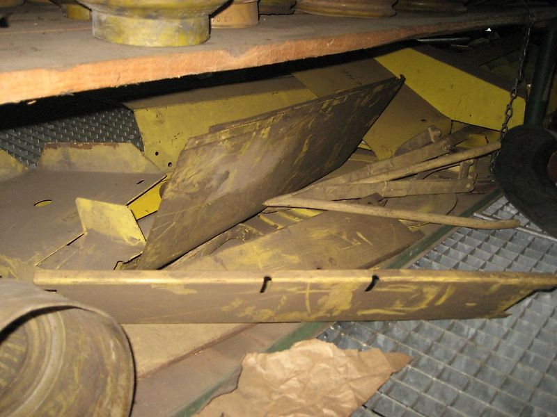 New Holland Posten neuer New Holland Ersatzteile für Mähdrescher New Holland 1530, 1540, 1550, 8030, 8040