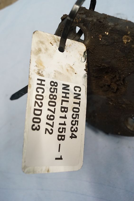 New Holland LB115B (Spare part/Reservedel/Ersatzteil)