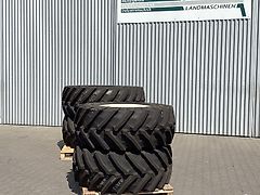 Valtra KOMPLETTRÄDER 540/65 R28 + 650/65 R38 TB