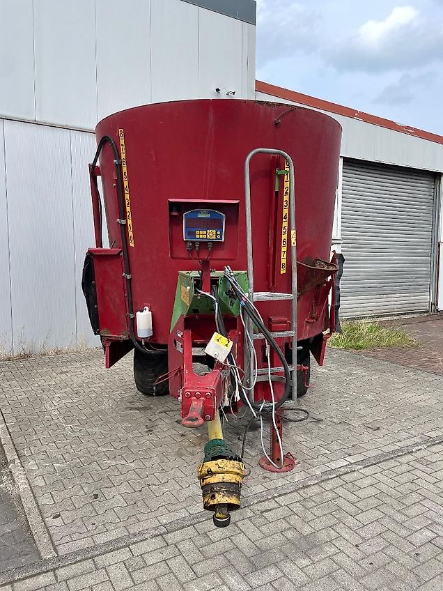 Strautmann Verti Mix 900