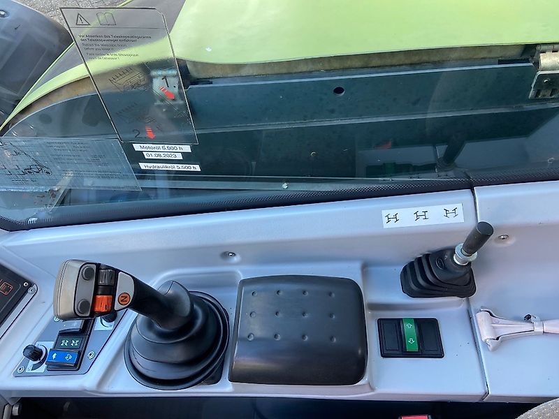 Claas Scorpion 6030 CP