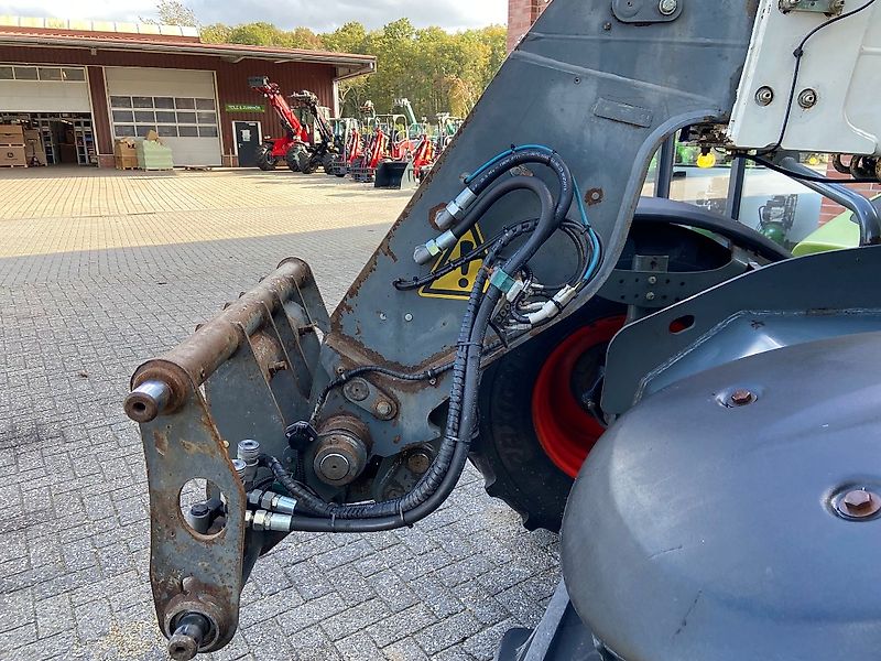 Claas Scorpion 6030 CP