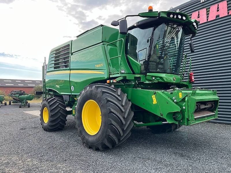 John Deere T 660i