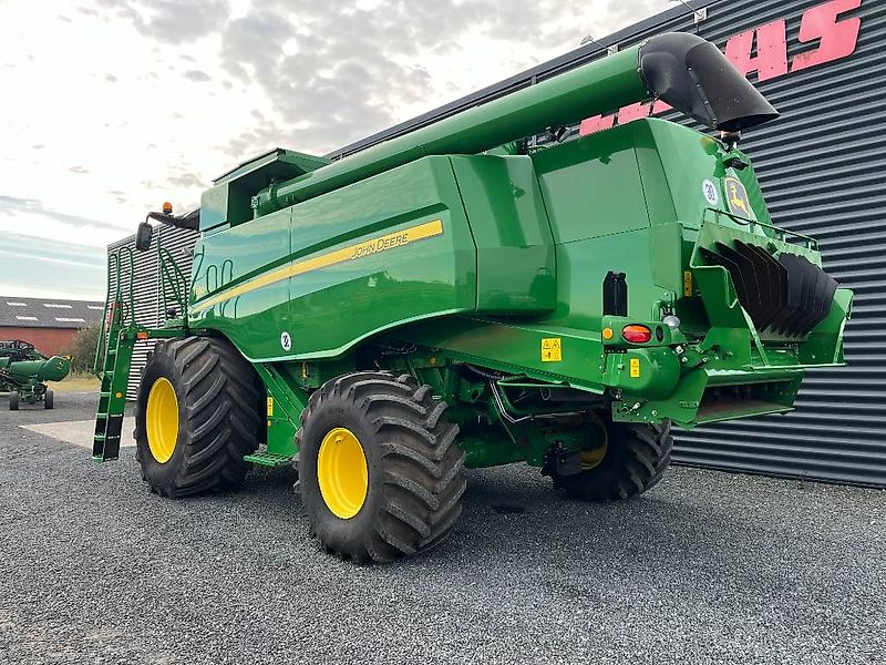 John Deere T 660i