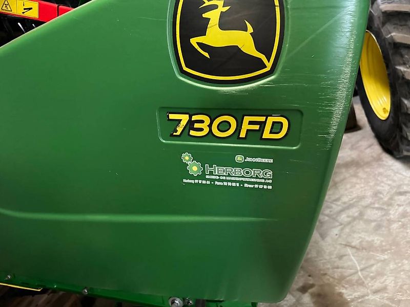 John Deere T 660i