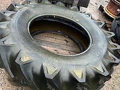 Dunlop Traktor 18.4/15-30, wenig Profil