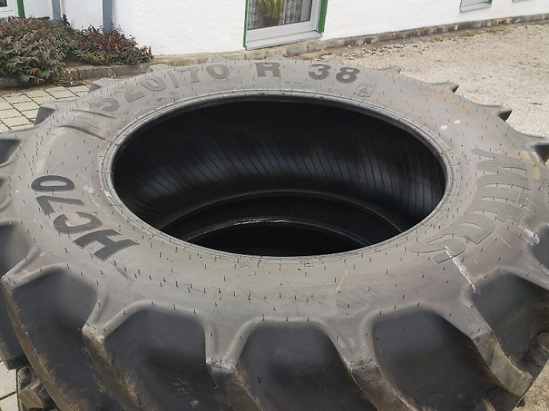 Mitas 520/70R38 HC70