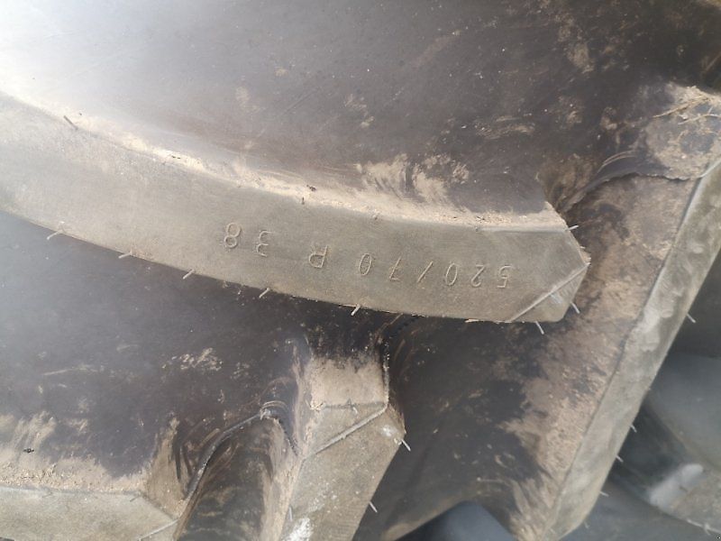 Mitas 520/70R38 HC70
