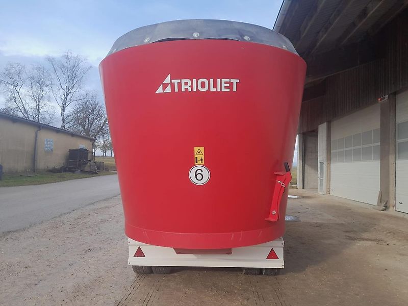 Trioliet Solomix 2-1500 mit Aufsatz auf 17 m³/Mischwagen