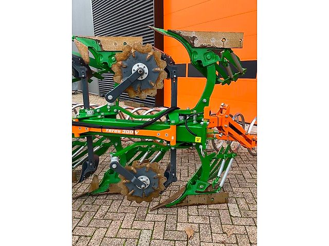 Amazone Teres 300V 5+0 STU