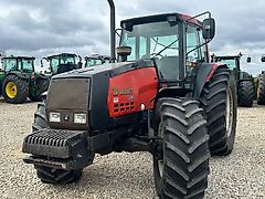 Valtra 8400