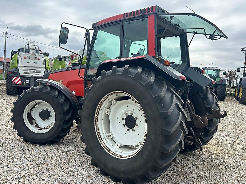 Valtra 8400