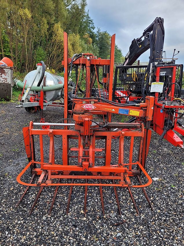 Kuhn B 1201 E
