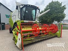 Claas TUCANO 320