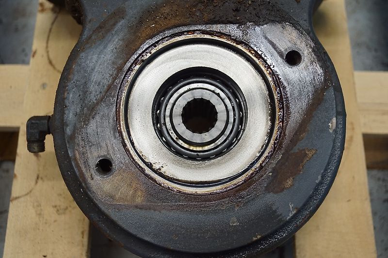 New Holland 8670 (Spare part/Reservedel/Ersatzteil)