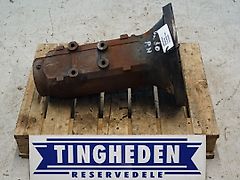 New Holland 8260 (Spare part/Reservedel/Ersatzteil)