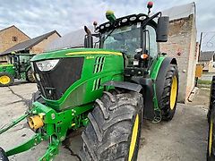 John Deere 6215 R
