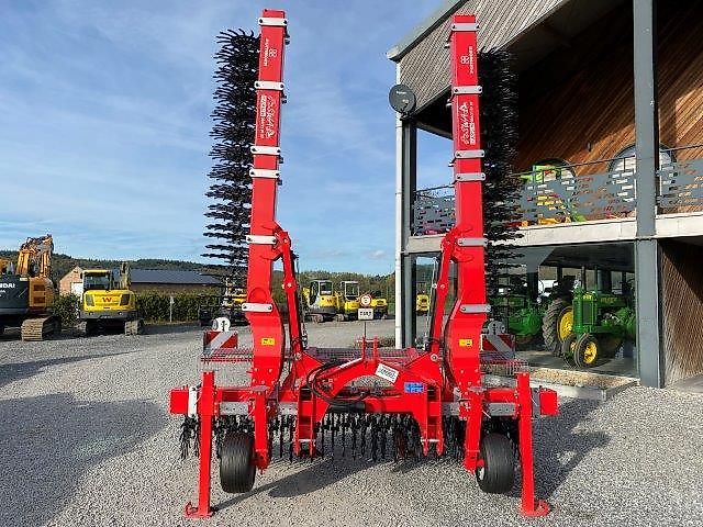 Pöttinger Rotocar V8000