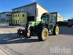 John Deere 3415