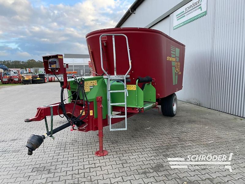 Strautmann VERTI MIX 2401 DOUBLE
