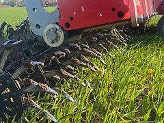 Pöttinger Rotocare V8000