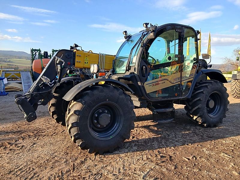 New Holland TH7.32 Plus