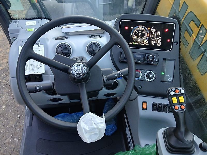 New Holland TH7.32 Plus