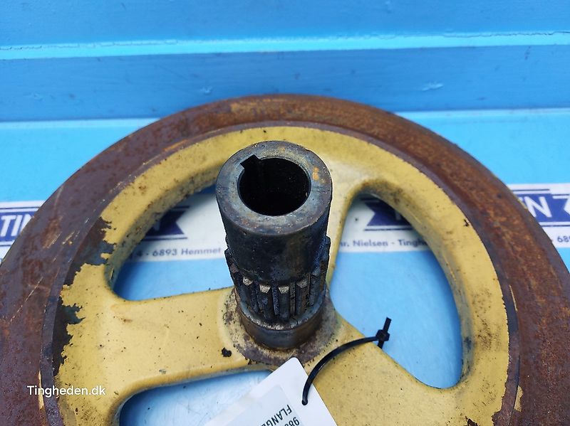 New Holland TX68 Flange 9832767 (Spare part/Reservedel/Ersatzteil)