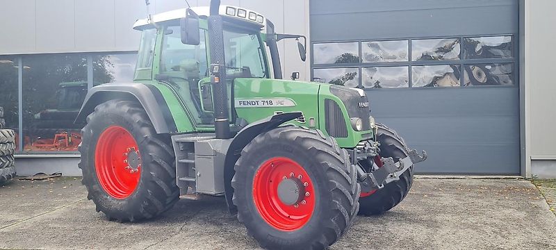 Fendt 718 Vario TMS (Motor neu)