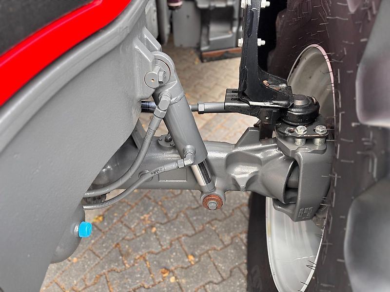 Massey Ferguson 8s.205 Dyna7 Exclusive