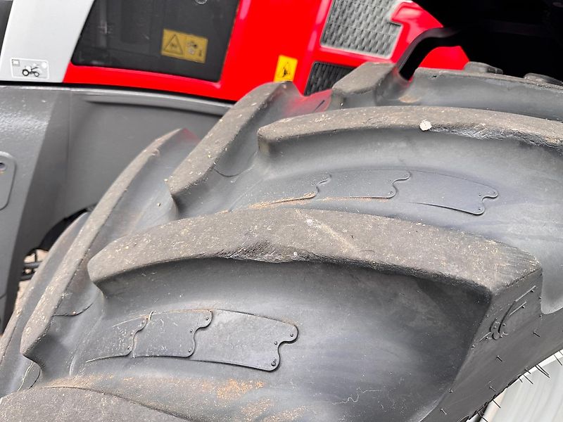 Massey Ferguson 8s.205 Dyna7 Exclusive