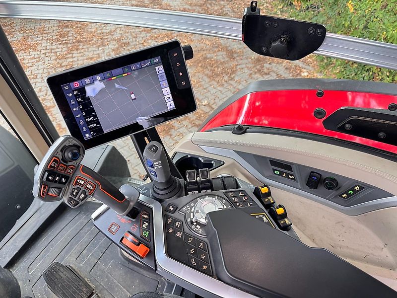 Massey Ferguson 8s.205 Dyna7 Exclusive