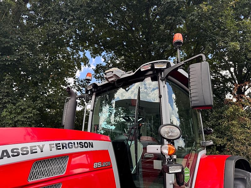 Massey Ferguson 8s.205 Dyna7 Exclusive