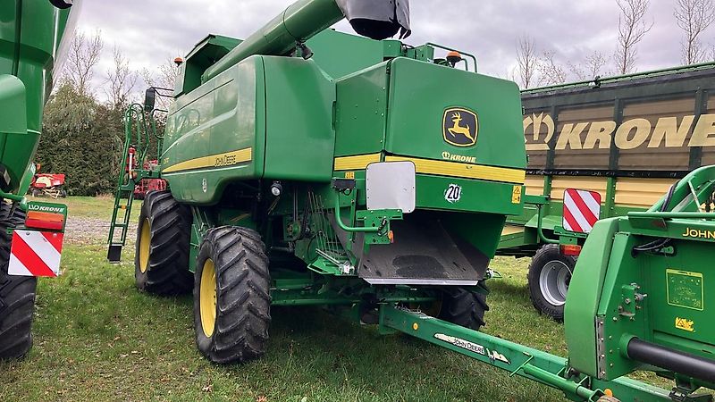 John Deere C 670