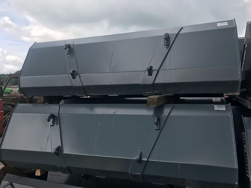 Frontladerschaufel Frontladerschaufeln von 1,20m - 2,40m