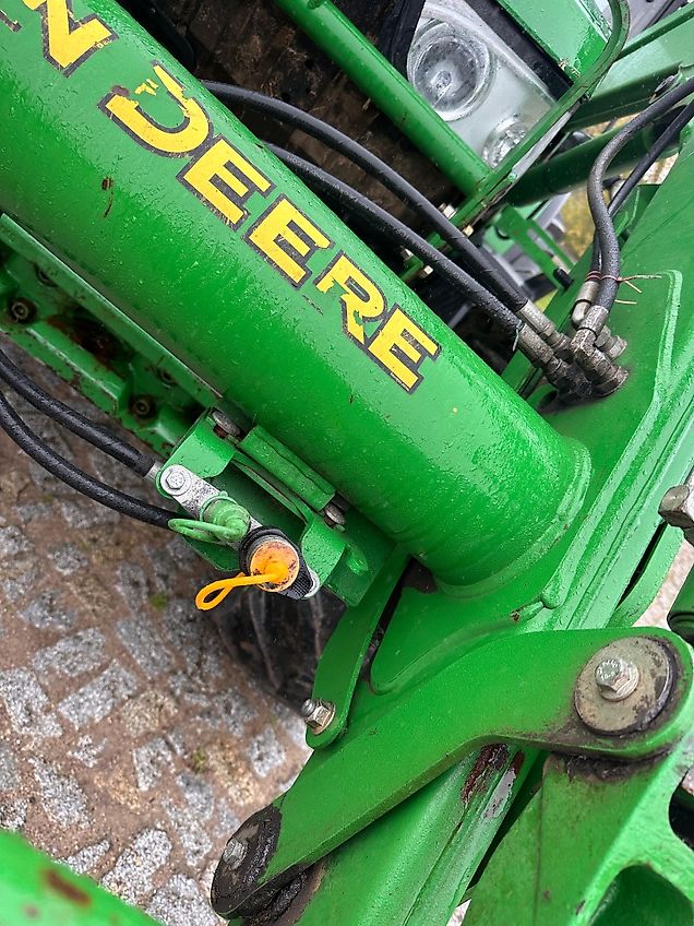 John Deere 6130M AQuad