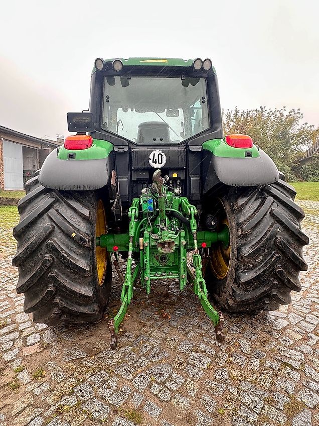 John Deere 6130M AQuad