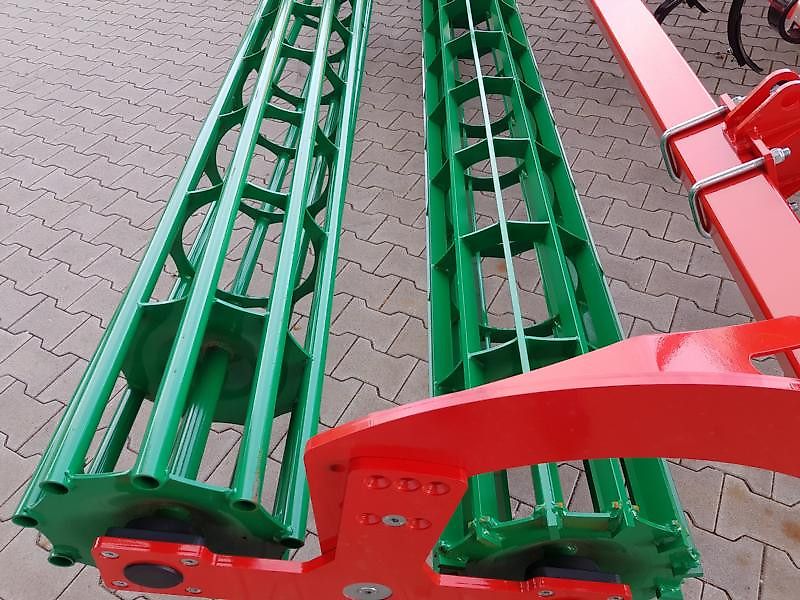 AGRO-MASZ APS 60H mit Meißelschar