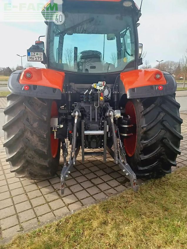 Kubota m6-122