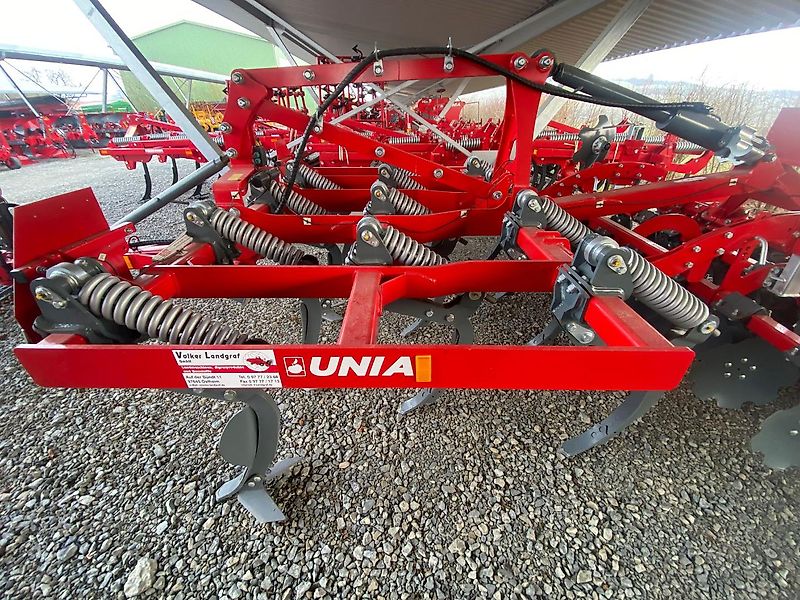 Unia Cross S dreibalkiger Flügelschargrubber 3m Auslösekraft 560kg Reifenpacker Walze
